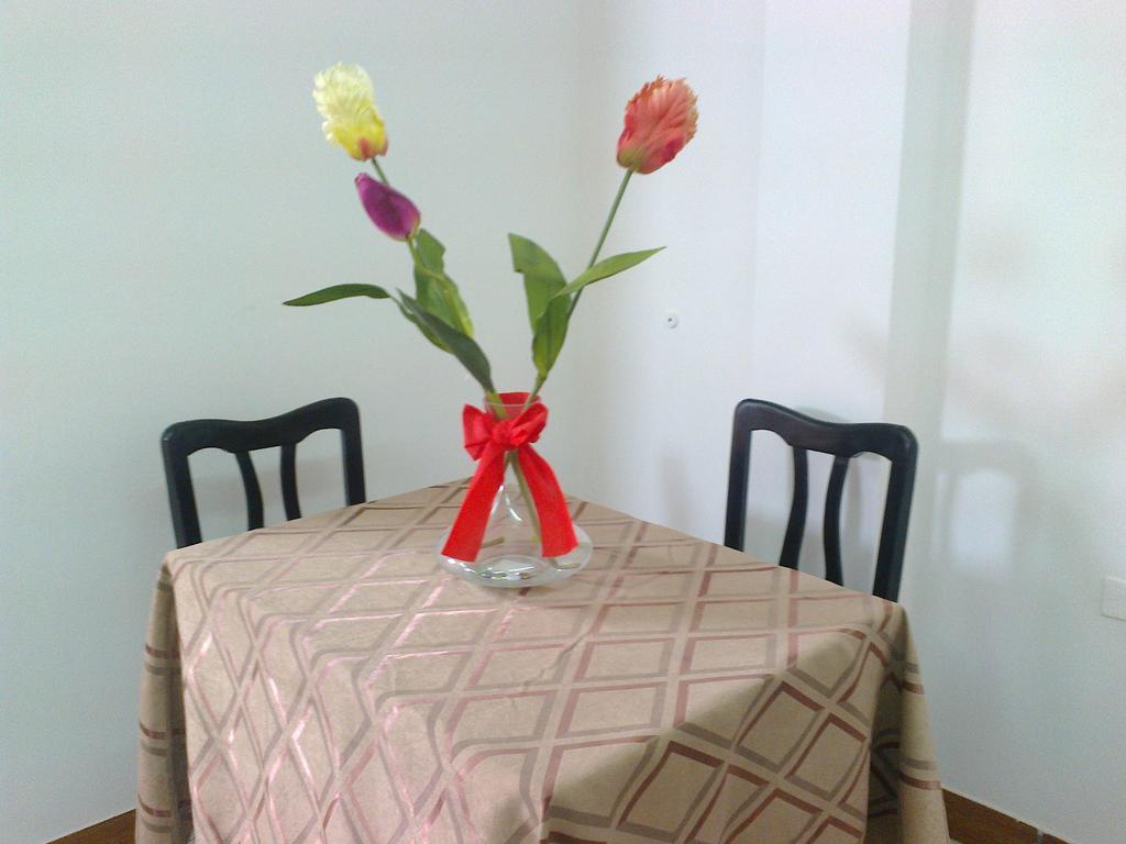 Strenua Santa Maria Suites Trujillo Habitación foto