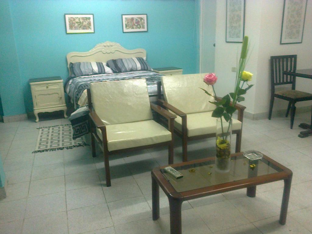 Strenua Santa Maria Suites Trujillo Habitación foto
